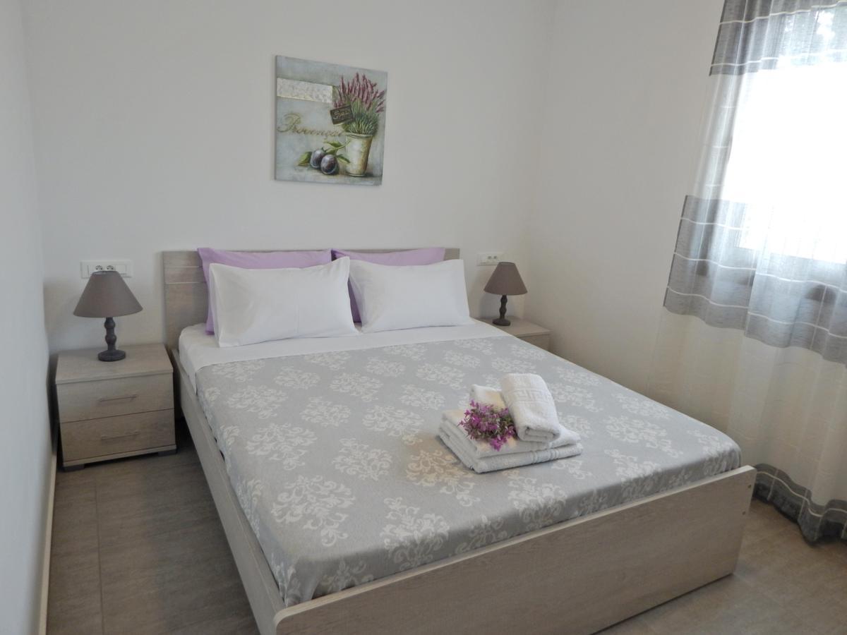 Psaromoura Apartment Agia Pelagia  Buitenkant foto